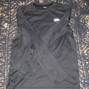 Athletic longsleve wear